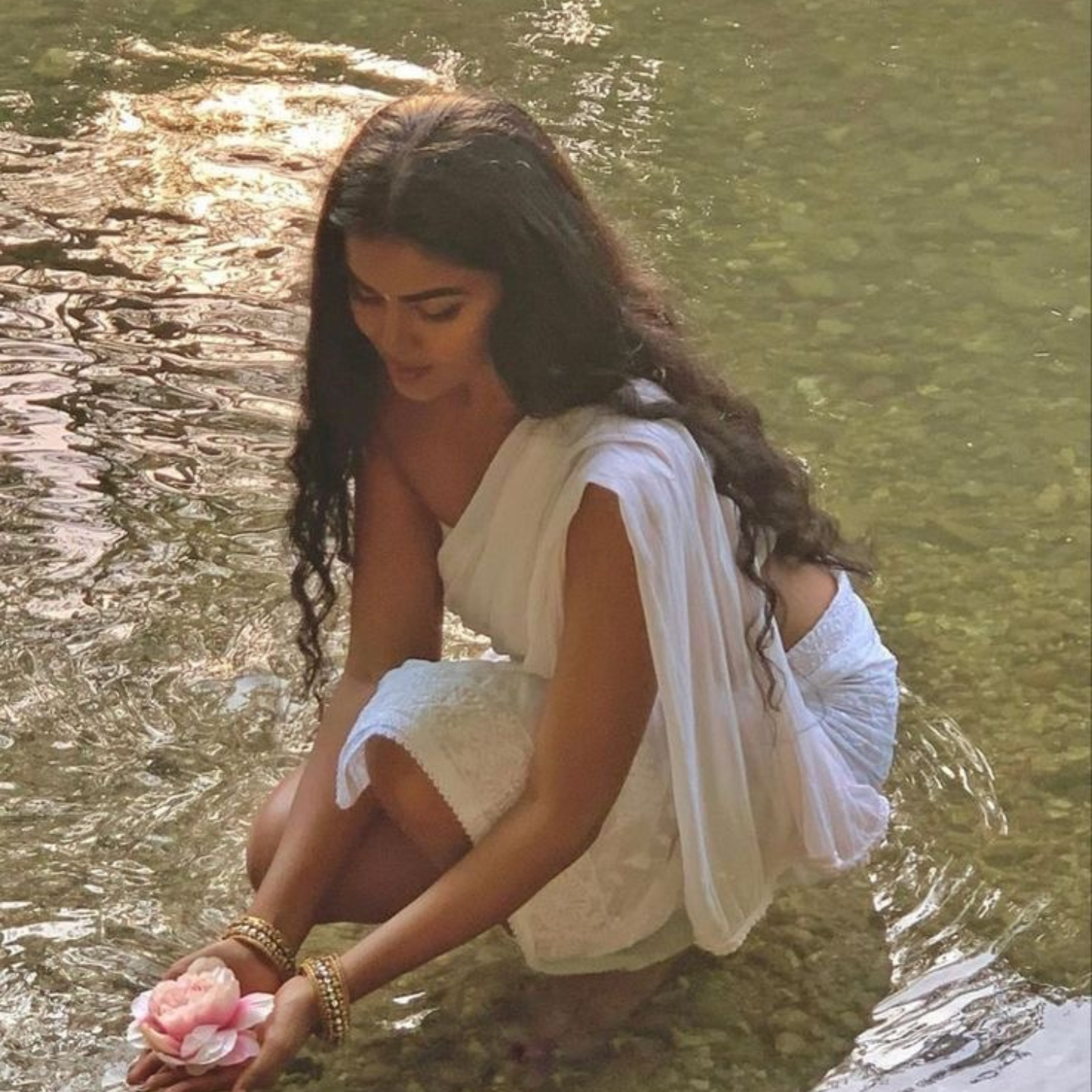 How to Embrace Your Feminine Energy